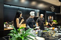 Aux-Delices-De-Kinsy-AEG-11