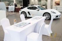 Aux-Delices-De-Kinsy-Porsche-18