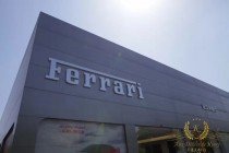 Aux-Delices-De-Kinsy-Ferrari-21