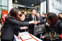 Aux-Delices-De-Kinsy-Mercedes-Benz-13